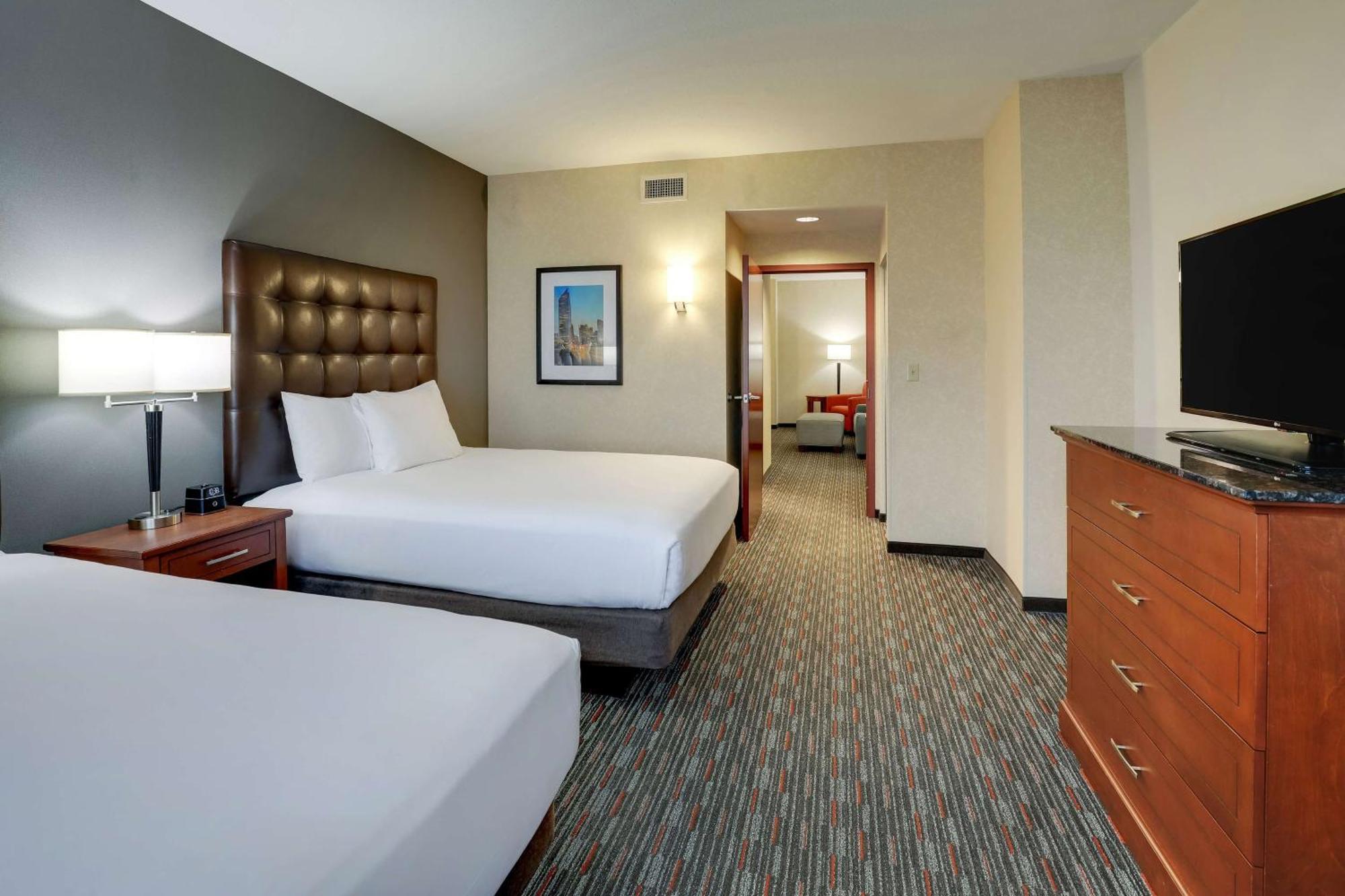 Drury Inn & Suites Charlotte Arrowood Екстер'єр фото