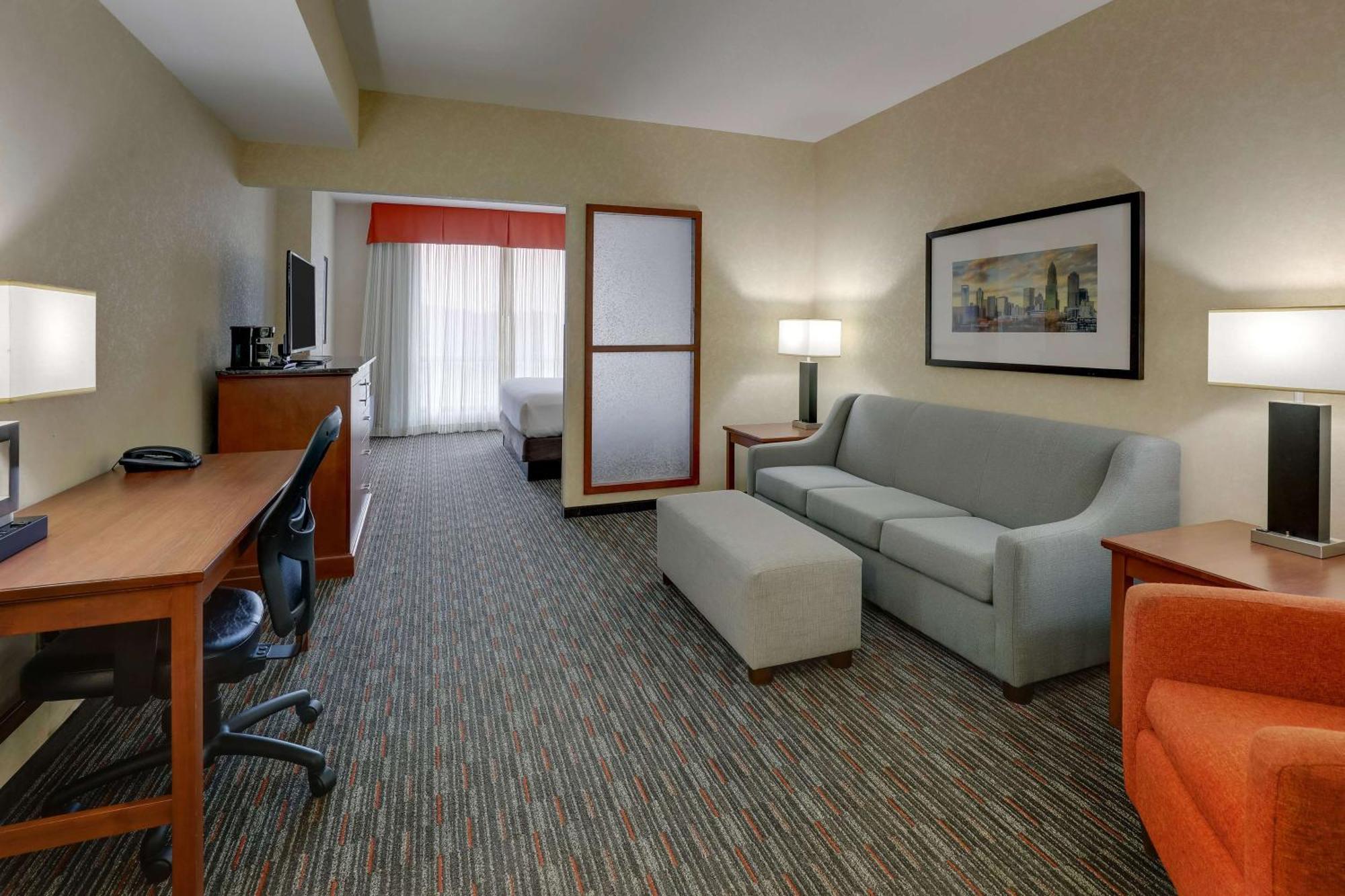 Drury Inn & Suites Charlotte Arrowood Екстер'єр фото