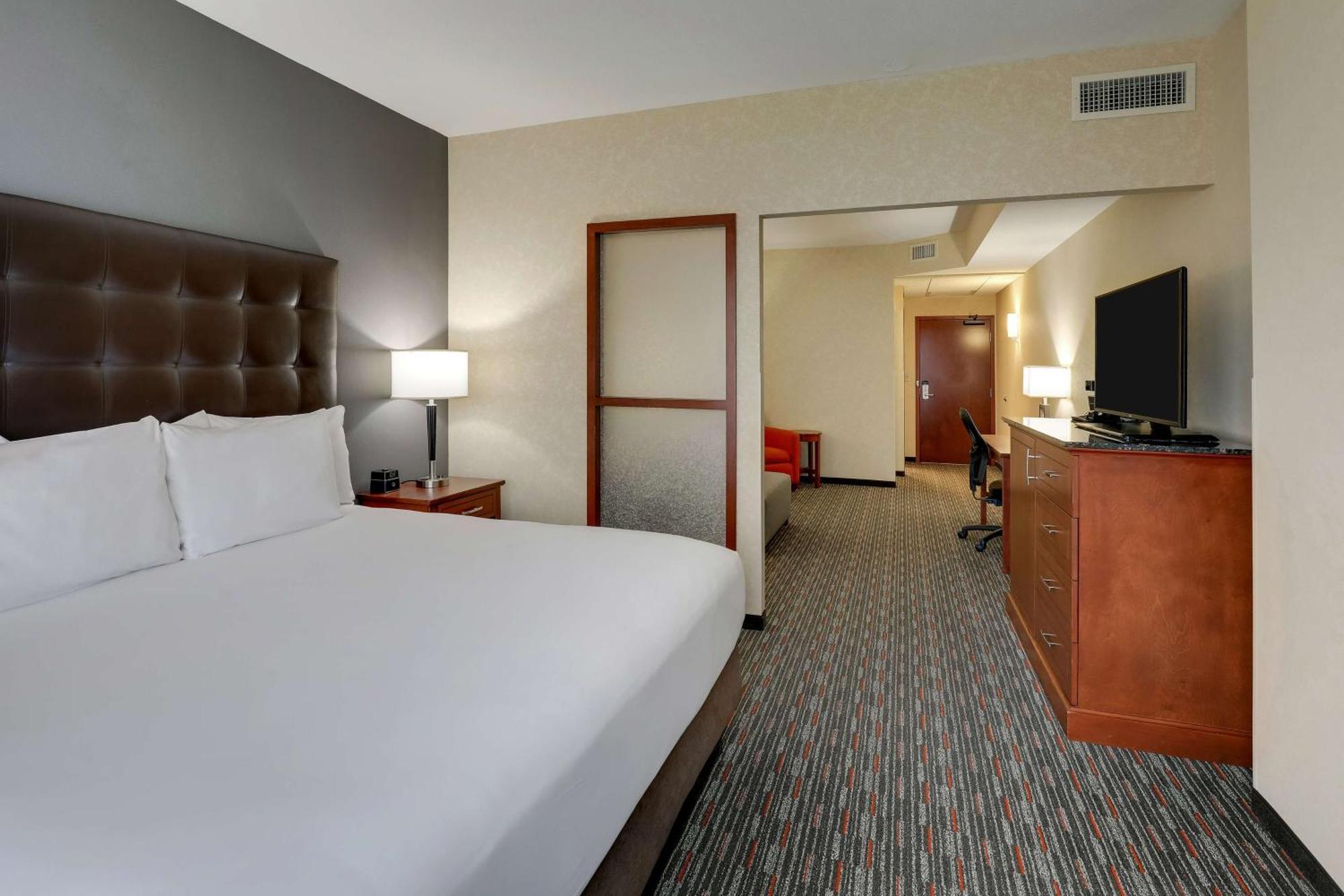 Drury Inn & Suites Charlotte Arrowood Екстер'єр фото