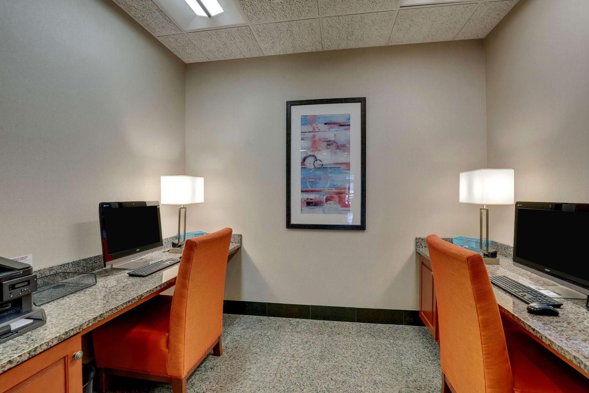 Drury Inn & Suites Charlotte Arrowood Екстер'єр фото
