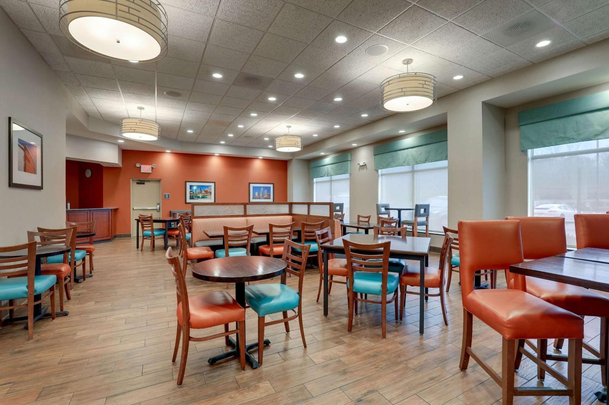Drury Inn & Suites Charlotte Arrowood Екстер'єр фото