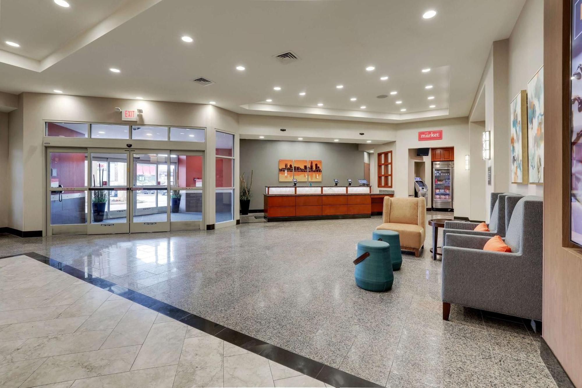 Drury Inn & Suites Charlotte Arrowood Екстер'єр фото